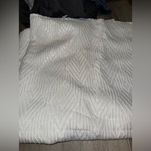 Table cloths, runner, placemats